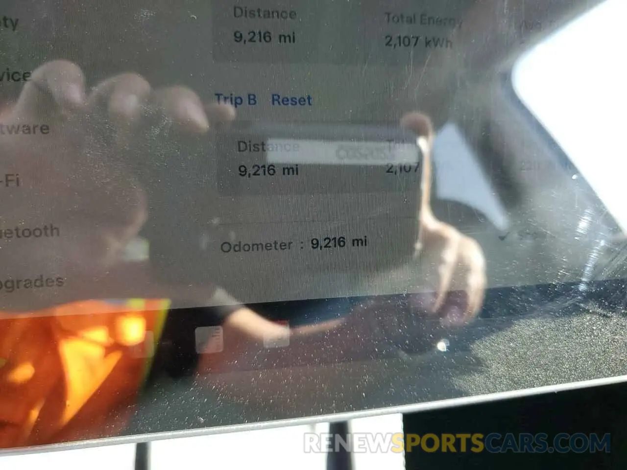 9 fotografías del automóvil dañado 7SAYGDED8PF959565 TESLA MODEL Y 2023