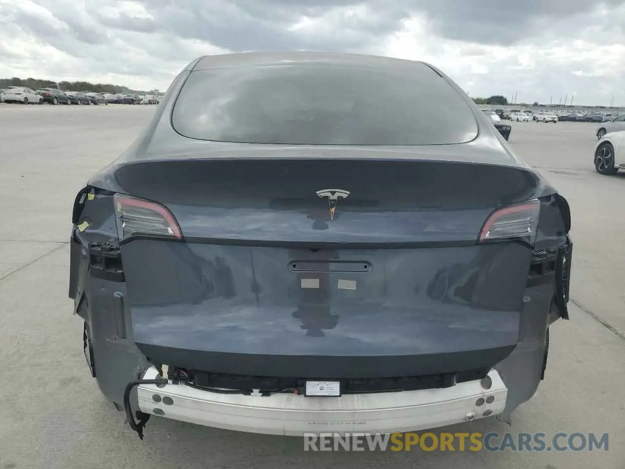 6 fotografías del automóvil dañado 7SAYGDED9PF965231 TESLA MODEL Y 2023