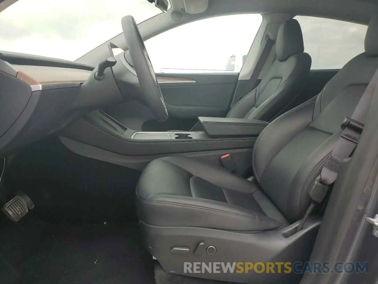 7 fotografías del automóvil dañado 7SAYGDED9PF965231 TESLA MODEL Y 2023