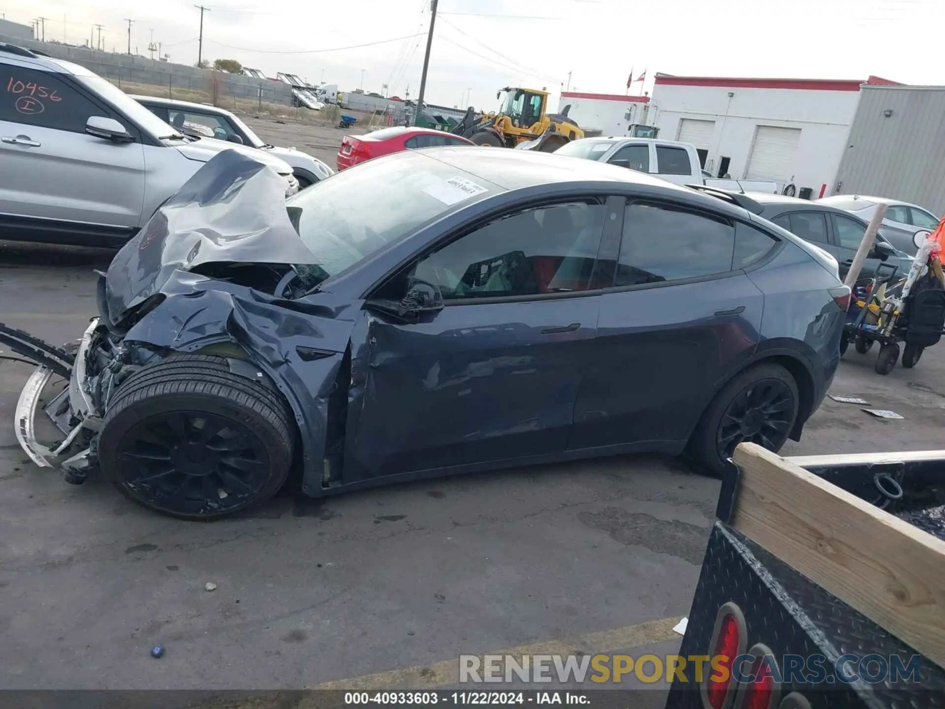 13 fotografías del automóvil dañado 7SAYGDEE0PA029312 TESLA MODEL Y 2023