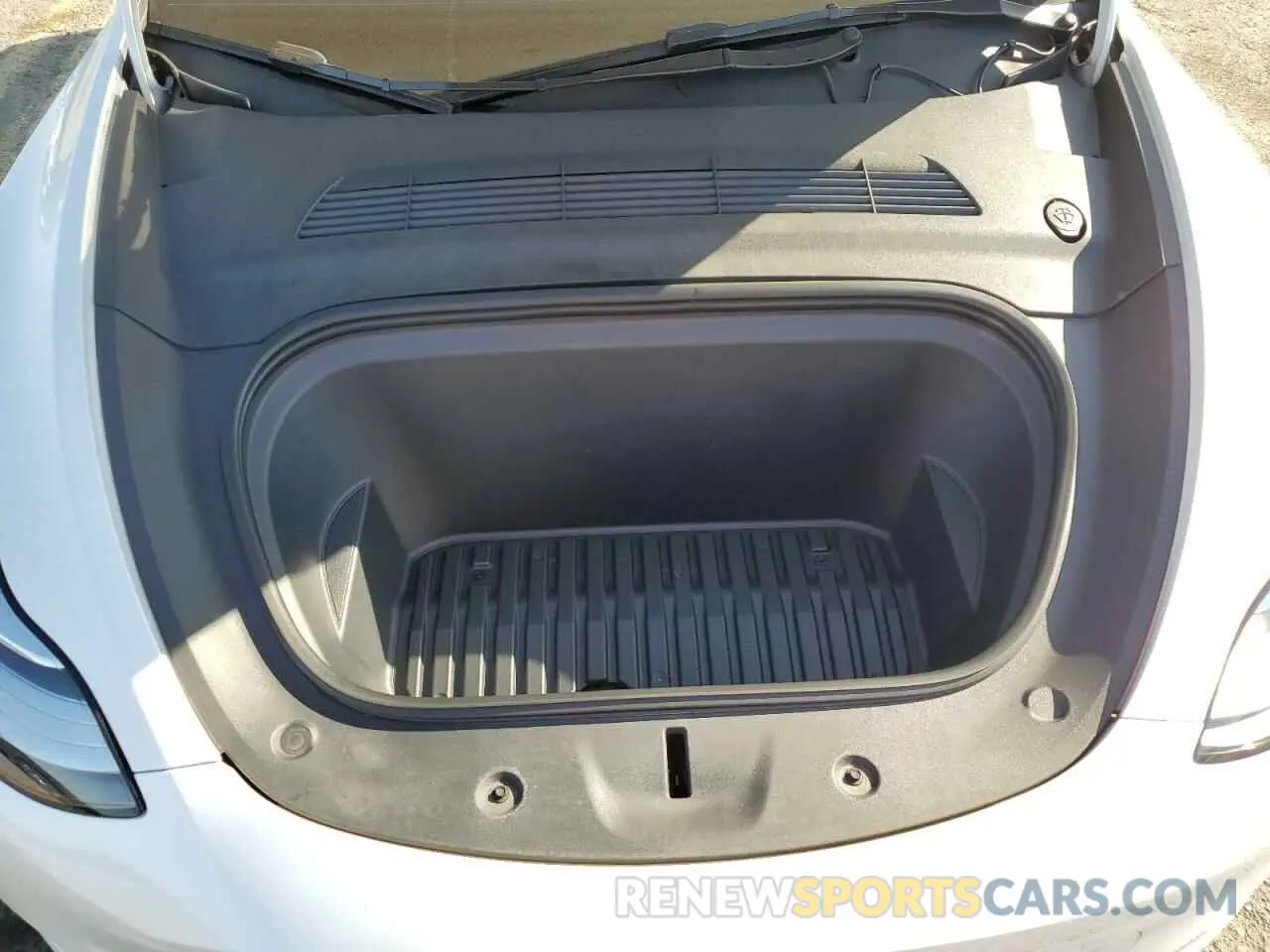 11 fotografías del automóvil dañado 7SAYGDEE0PA051858 TESLA MODEL Y 2023