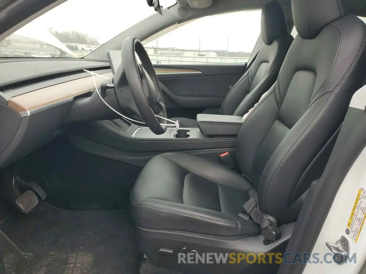 7 fotografías del automóvil dañado 7SAYGDEE0PA056087 TESLA MODEL Y 2023