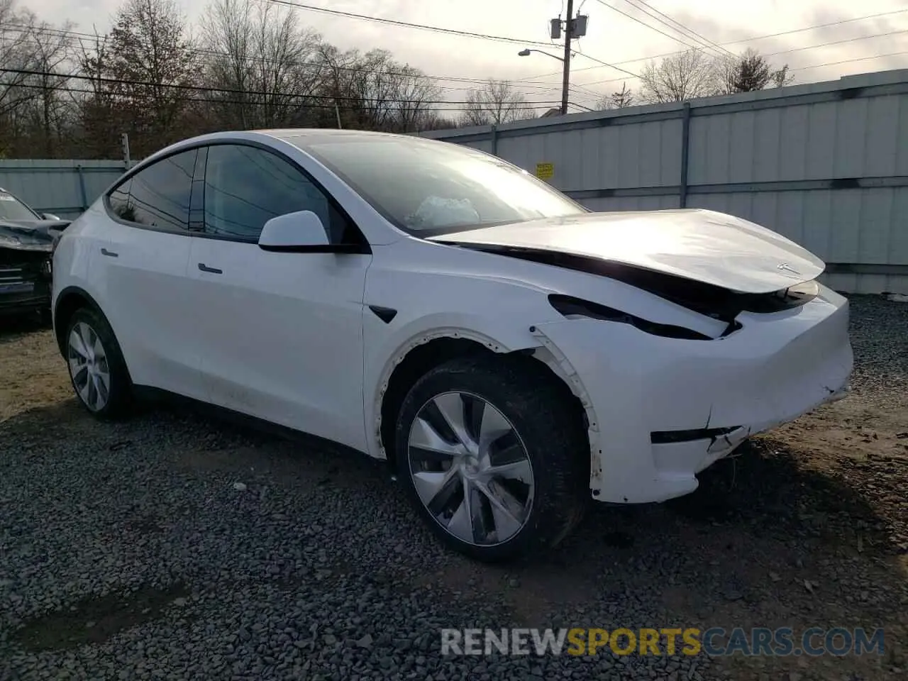 4 fotografías del automóvil dañado 7SAYGDEE0PA065923 TESLA MODEL Y 2023