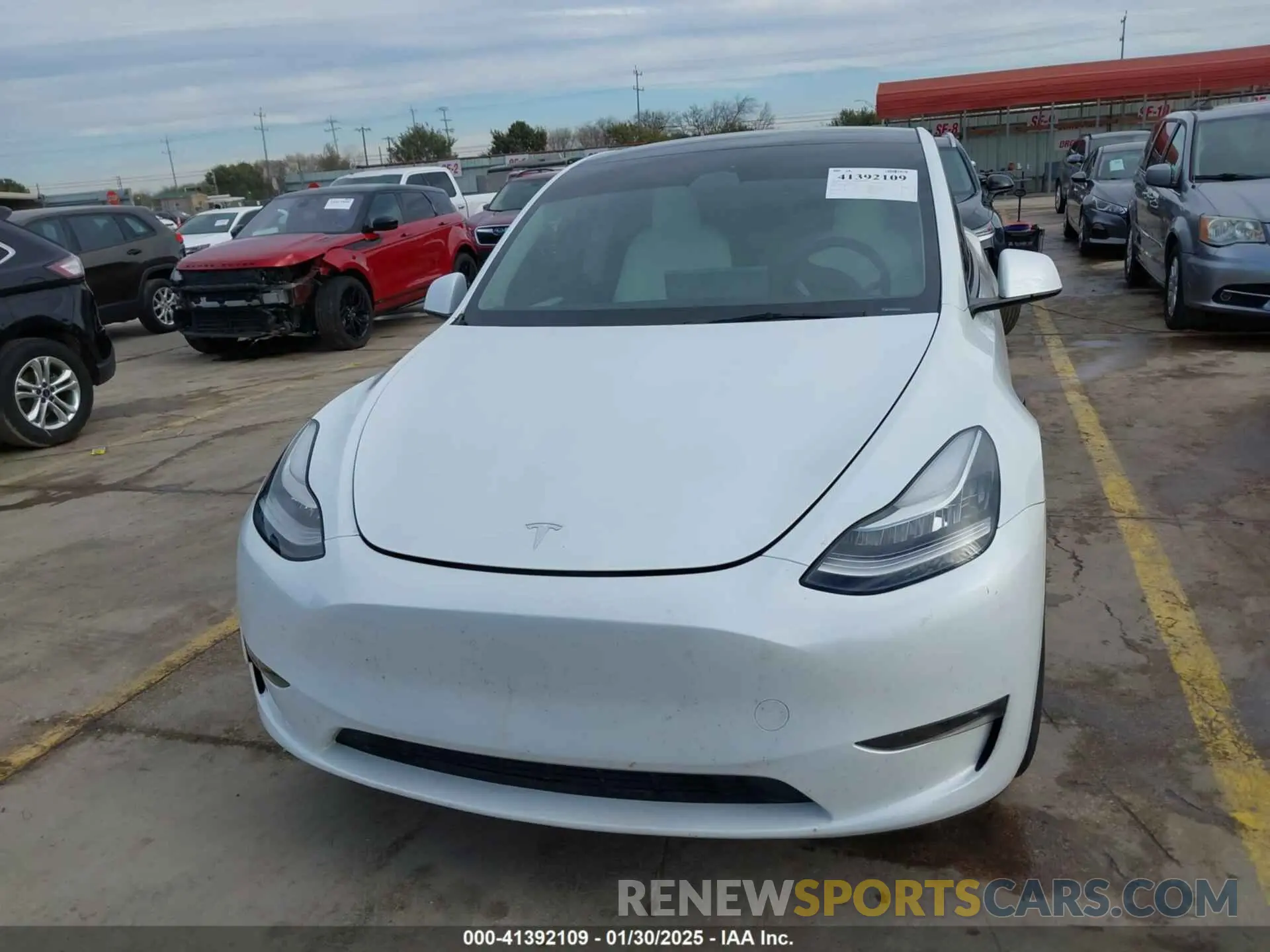 6 fotografías del automóvil dañado 7SAYGDEE0PA070121 TESLA MODEL Y 2023