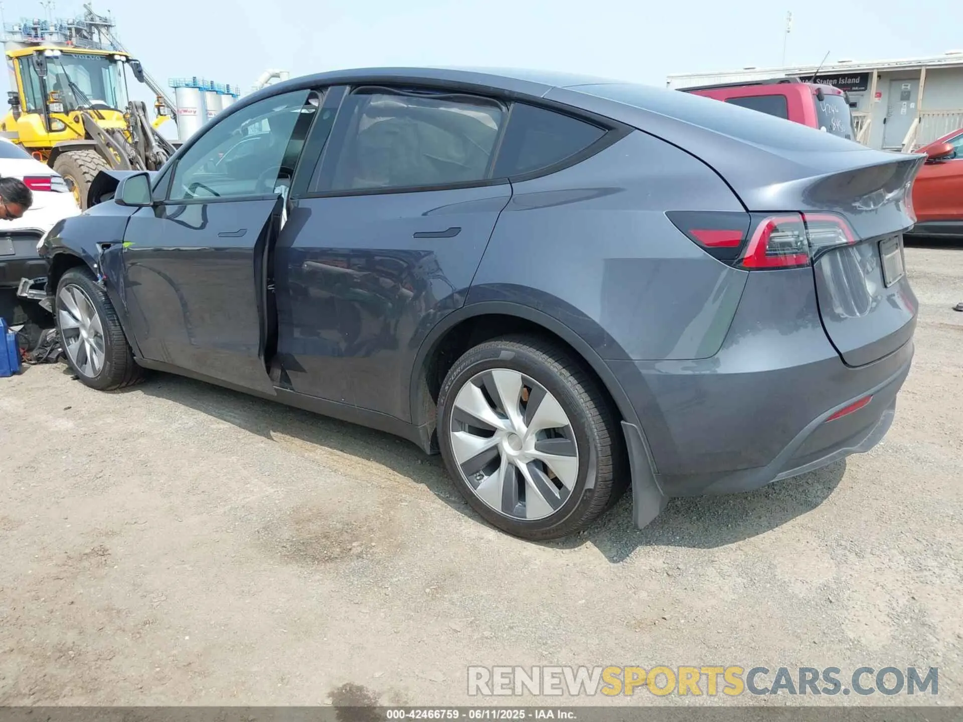 3 fotografías del automóvil dañado 7SAYGDEE0PA129376 TESLA MODEL Y 2023