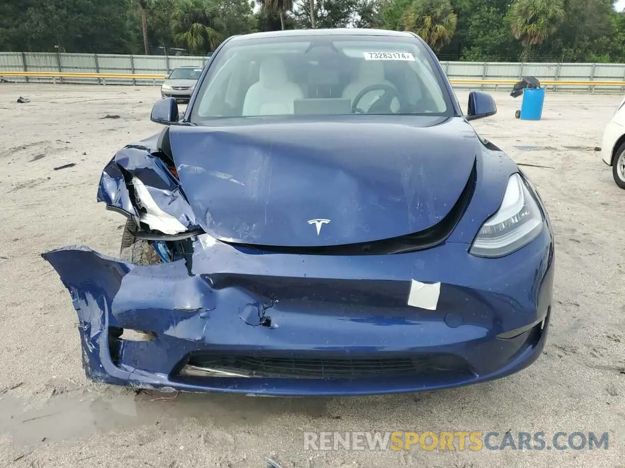 5 fotografías del automóvil dañado 7SAYGDEE0PA153144 TESLA MODEL Y 2023