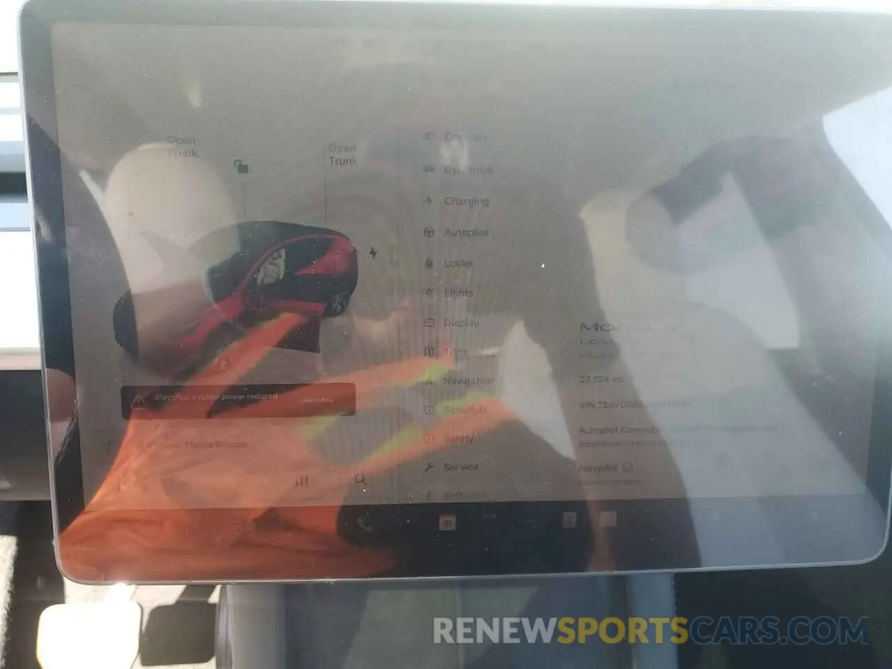 9 fotografías del automóvil dañado 7SAYGDEE0PA177797 TESLA MODEL Y 2023