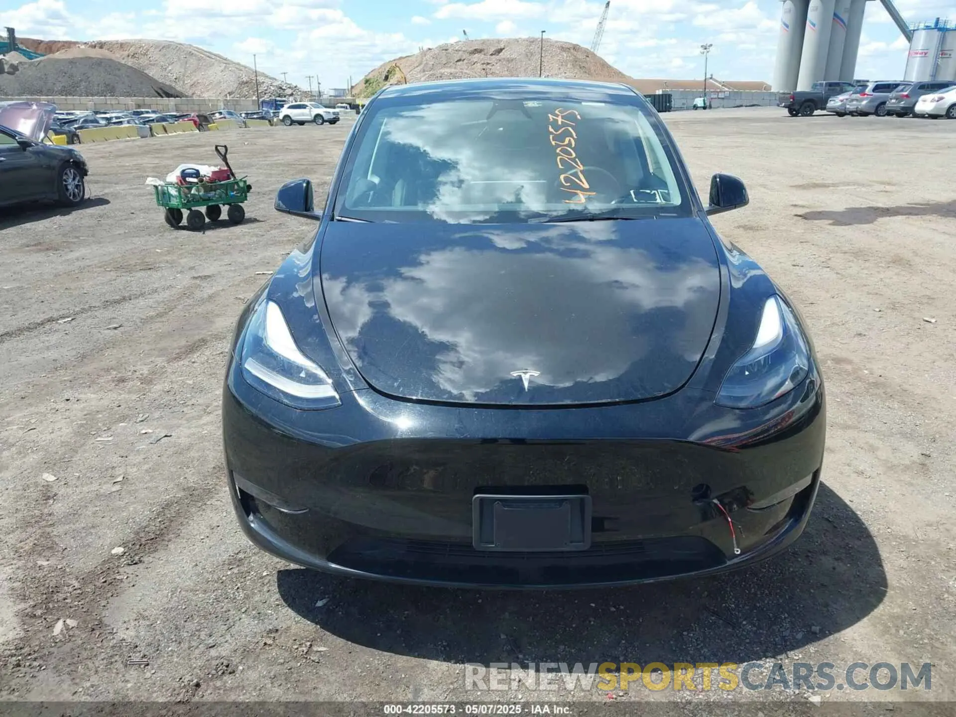 12 fotografías del automóvil dañado 7SAYGDEE0PA183891 TESLA MODEL Y 2023