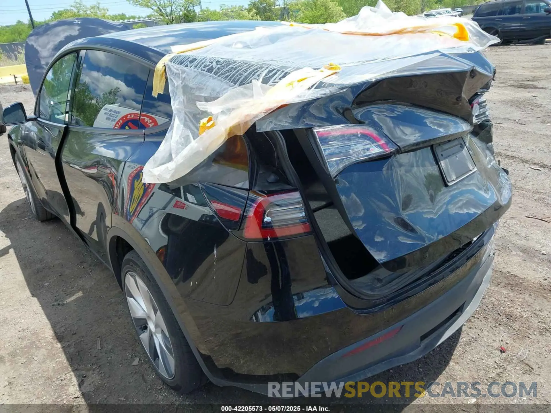 19 fotografías del automóvil dañado 7SAYGDEE0PA183891 TESLA MODEL Y 2023