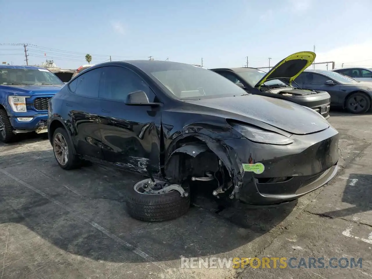 4 fotografías del automóvil dañado 7SAYGDEE0PF637804 TESLA MODEL Y 2023