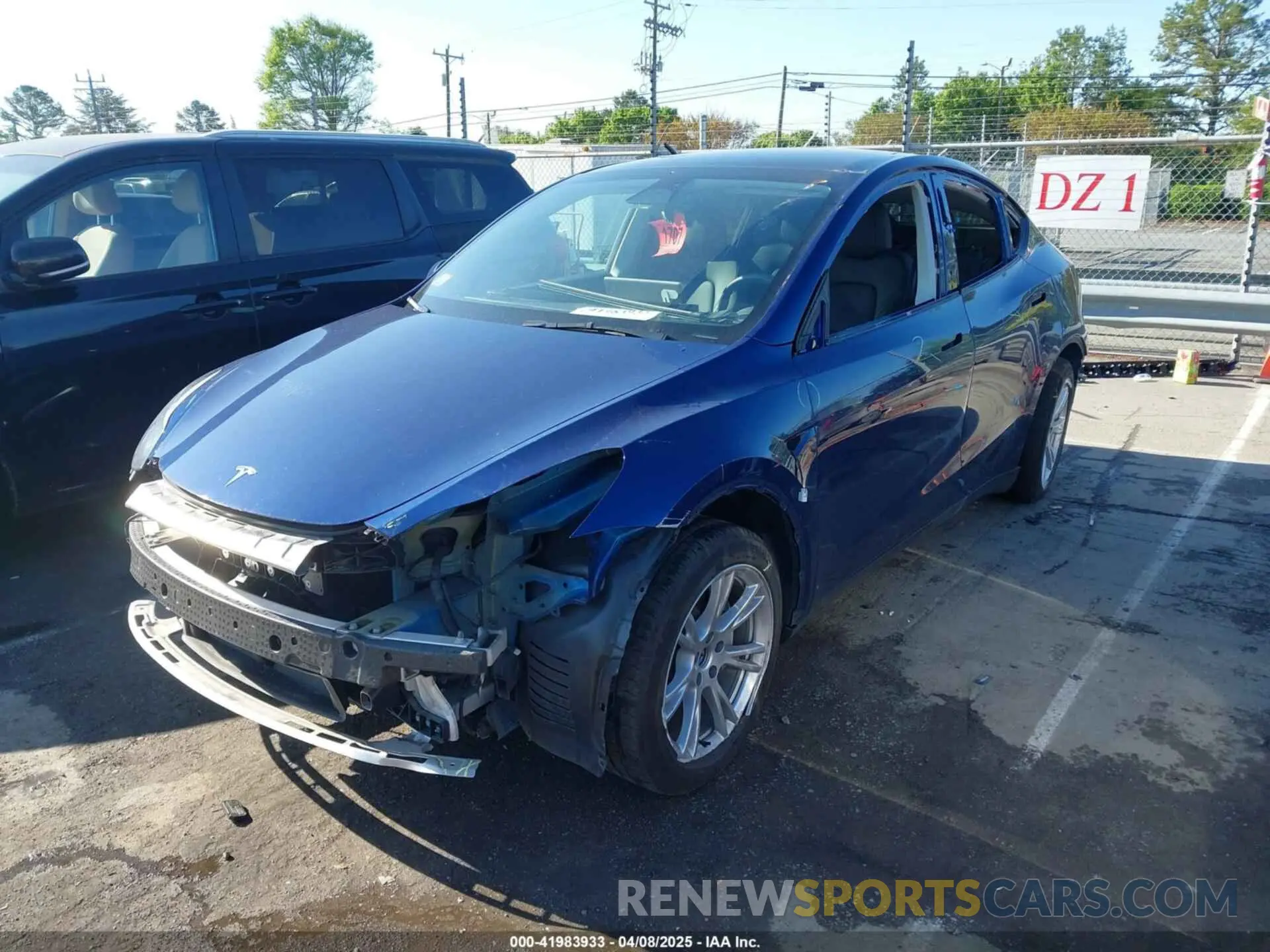2 fotografías del automóvil dañado 7SAYGDEE0PF762592 TESLA MODEL Y 2023
