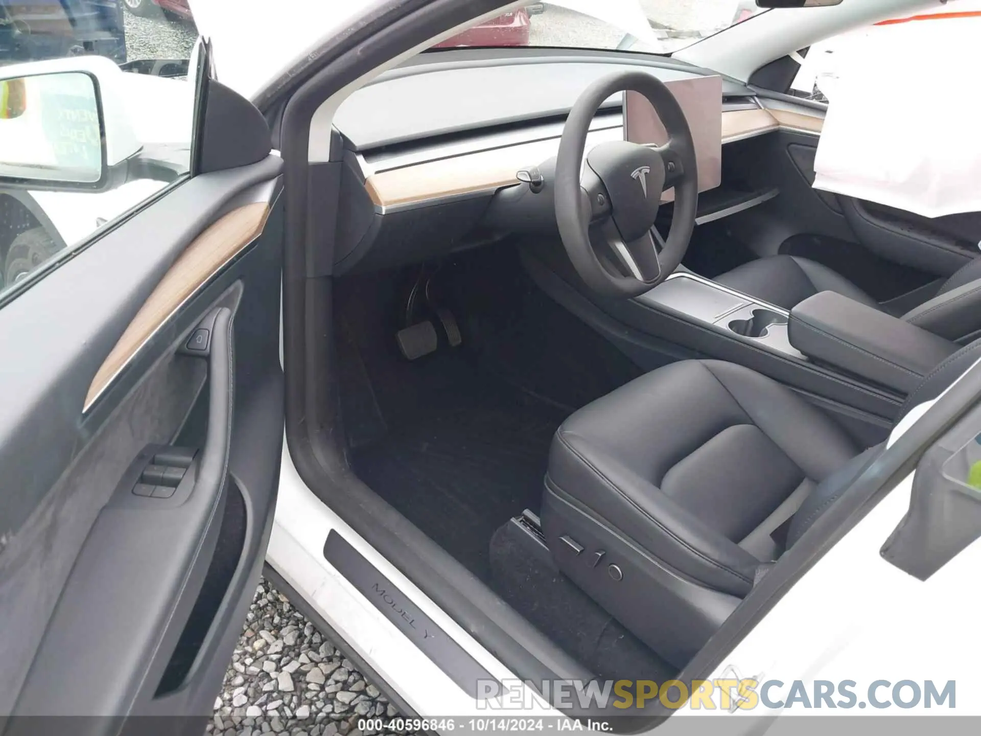 5 fotografías del automóvil dañado 7SAYGDEE0PF814691 TESLA MODEL Y 2023
