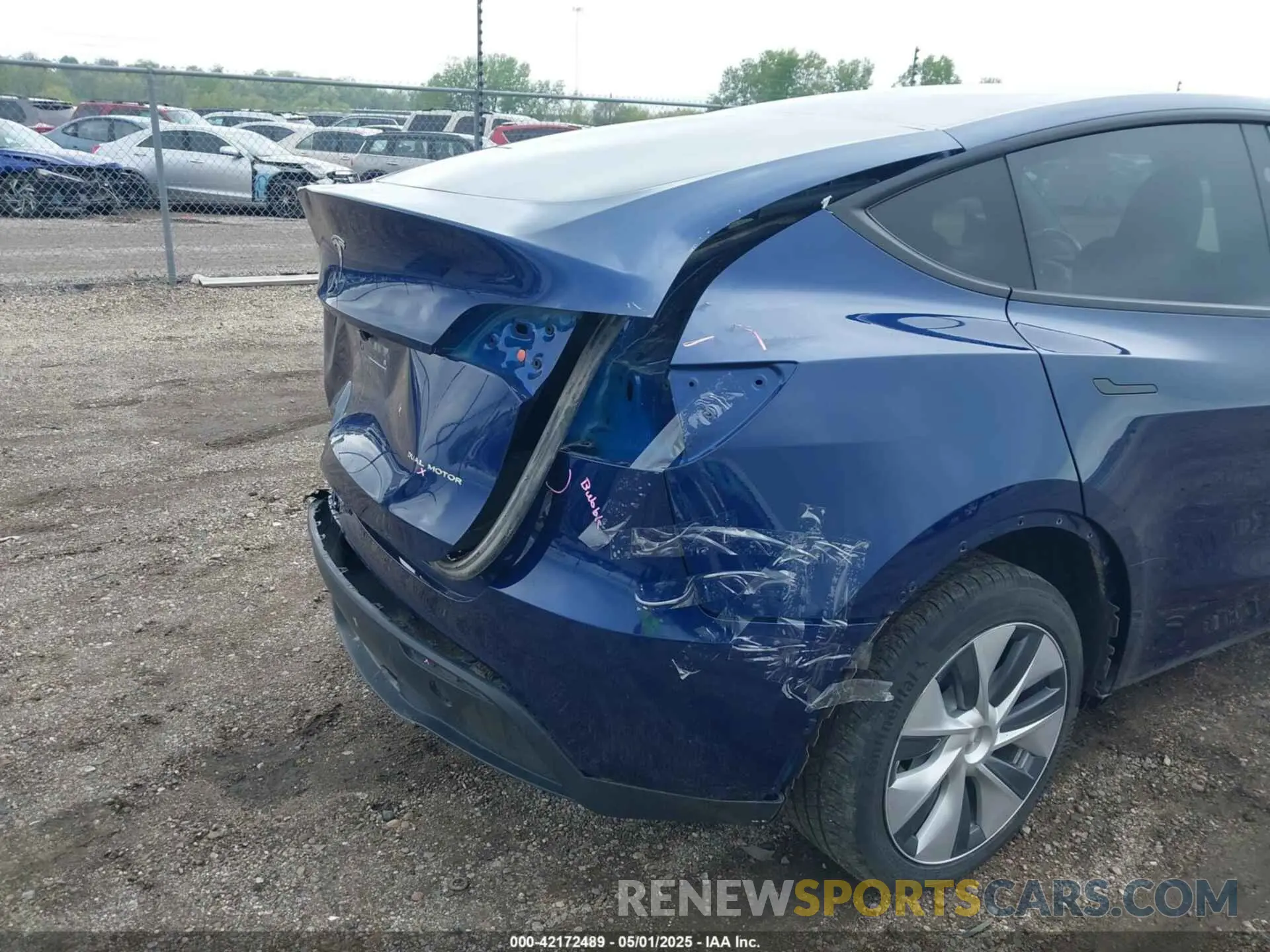 21 fotografías del automóvil dañado 7SAYGDEE0PF840787 TESLA MODEL Y 2023