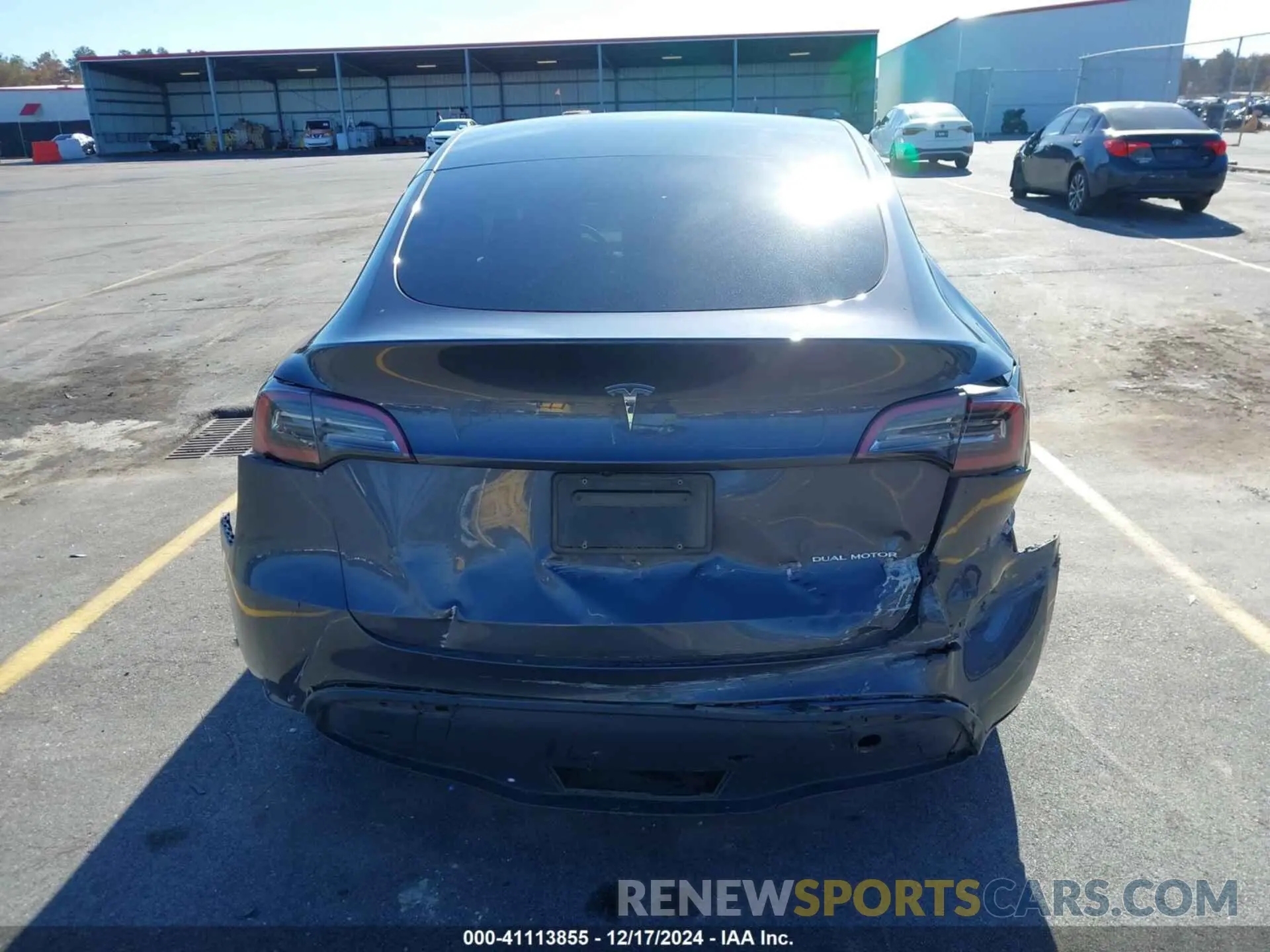 15 fotografías del automóvil dañado 7SAYGDEE0PF881601 TESLA MODEL Y 2023