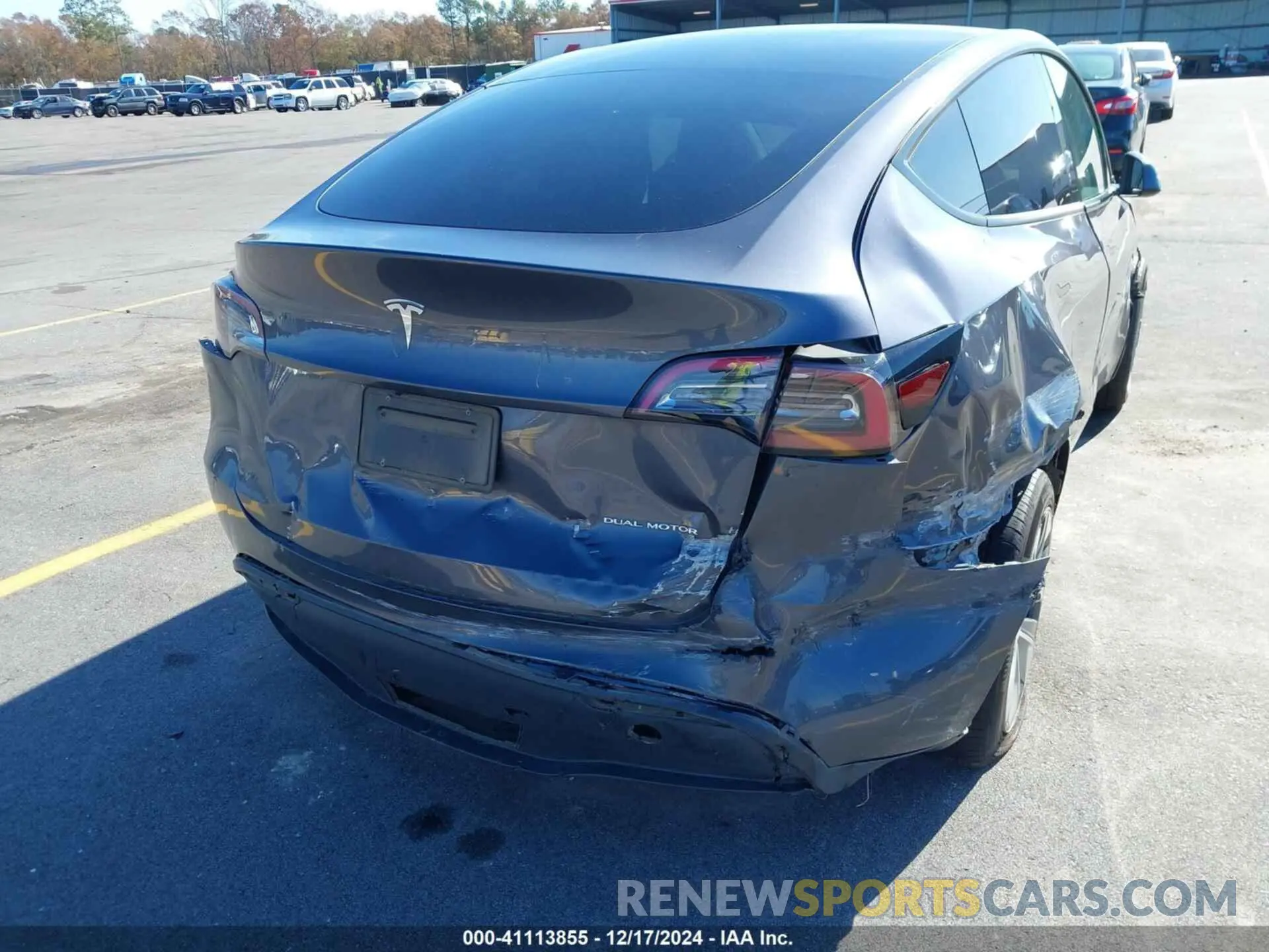 6 fotografías del automóvil dañado 7SAYGDEE0PF881601 TESLA MODEL Y 2023