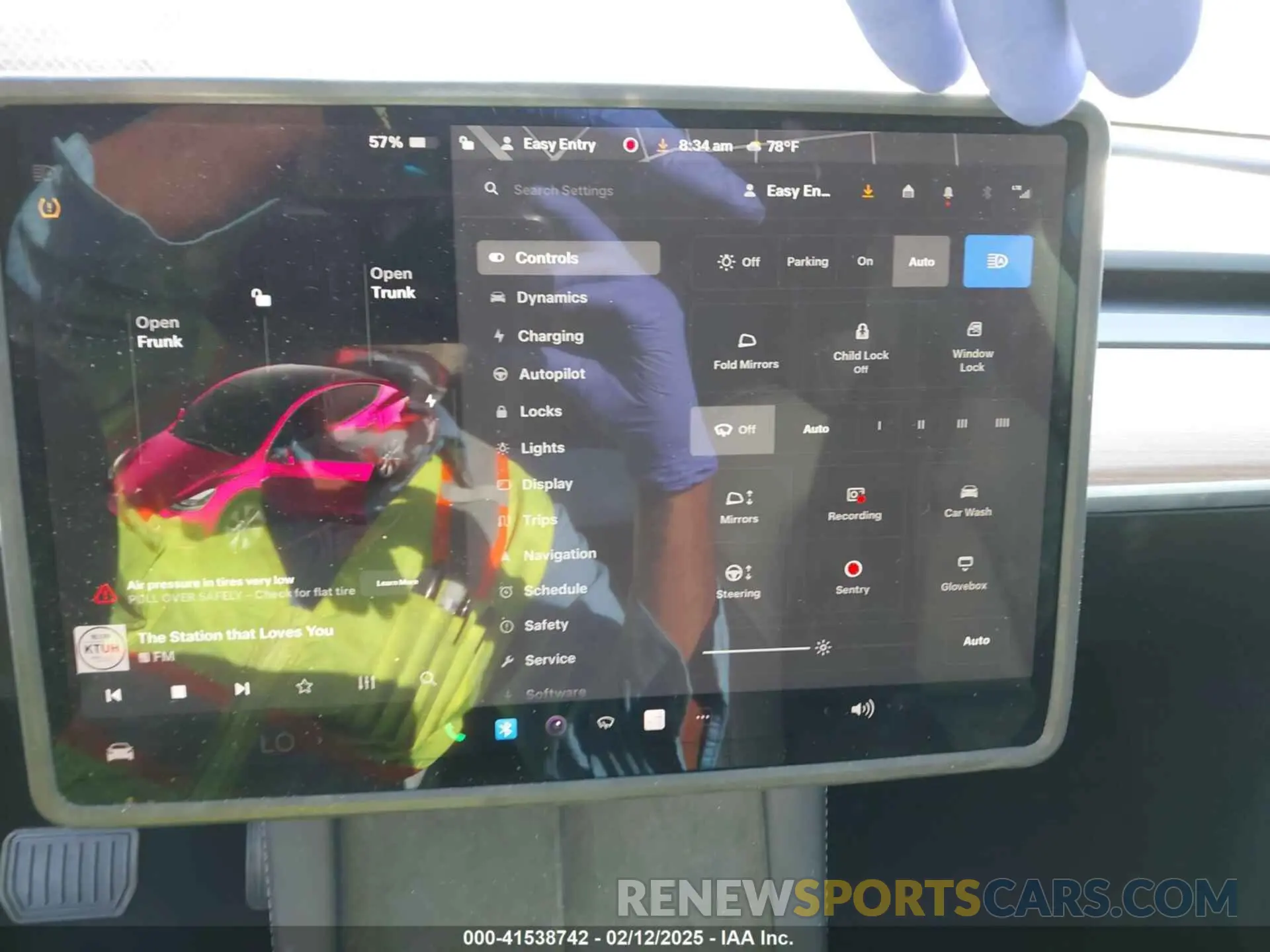 18 fotografías del automóvil dañado 7SAYGDEE0PF928836 TESLA MODEL Y 2023