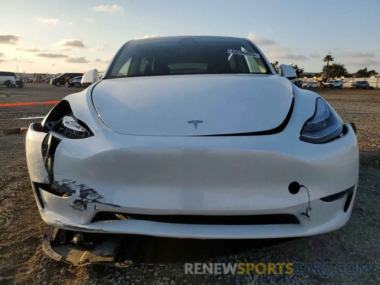 5 fotografías del automóvil dañado 7SAYGDEE1PA039069 TESLA MODEL Y 2023