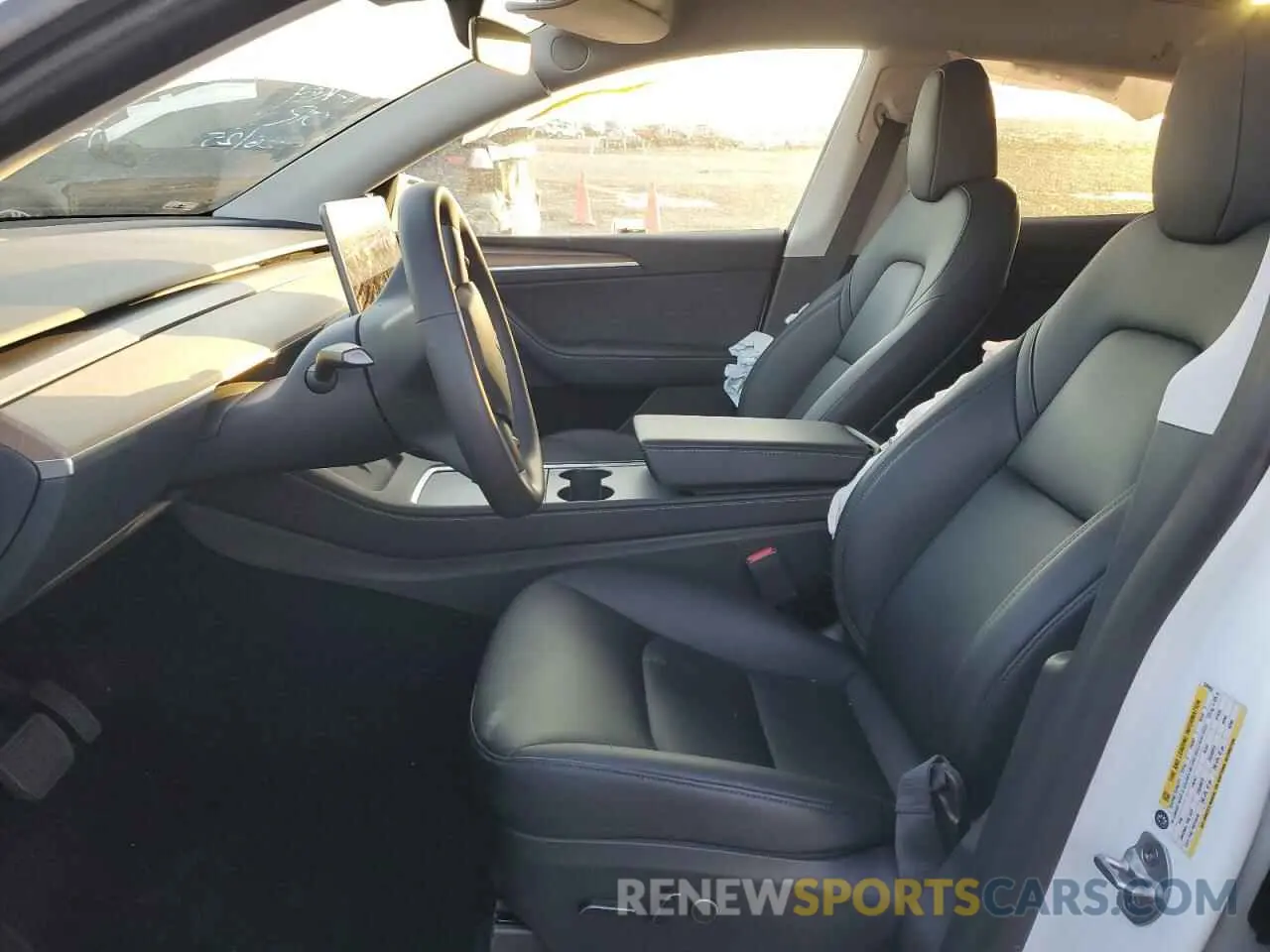 7 fotografías del automóvil dañado 7SAYGDEE1PA039069 TESLA MODEL Y 2023