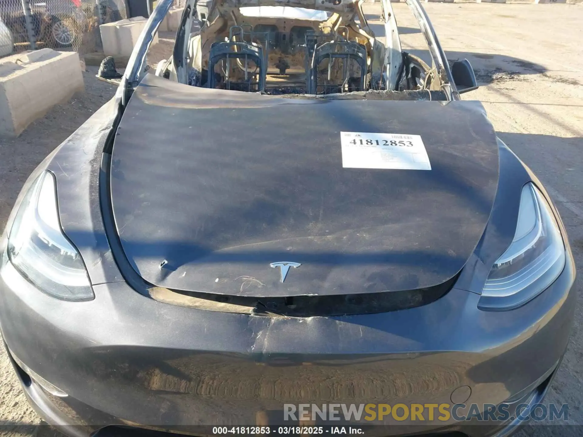 10 fotografías del automóvil dañado 7SAYGDEE1PA041727 TESLA MODEL Y 2023