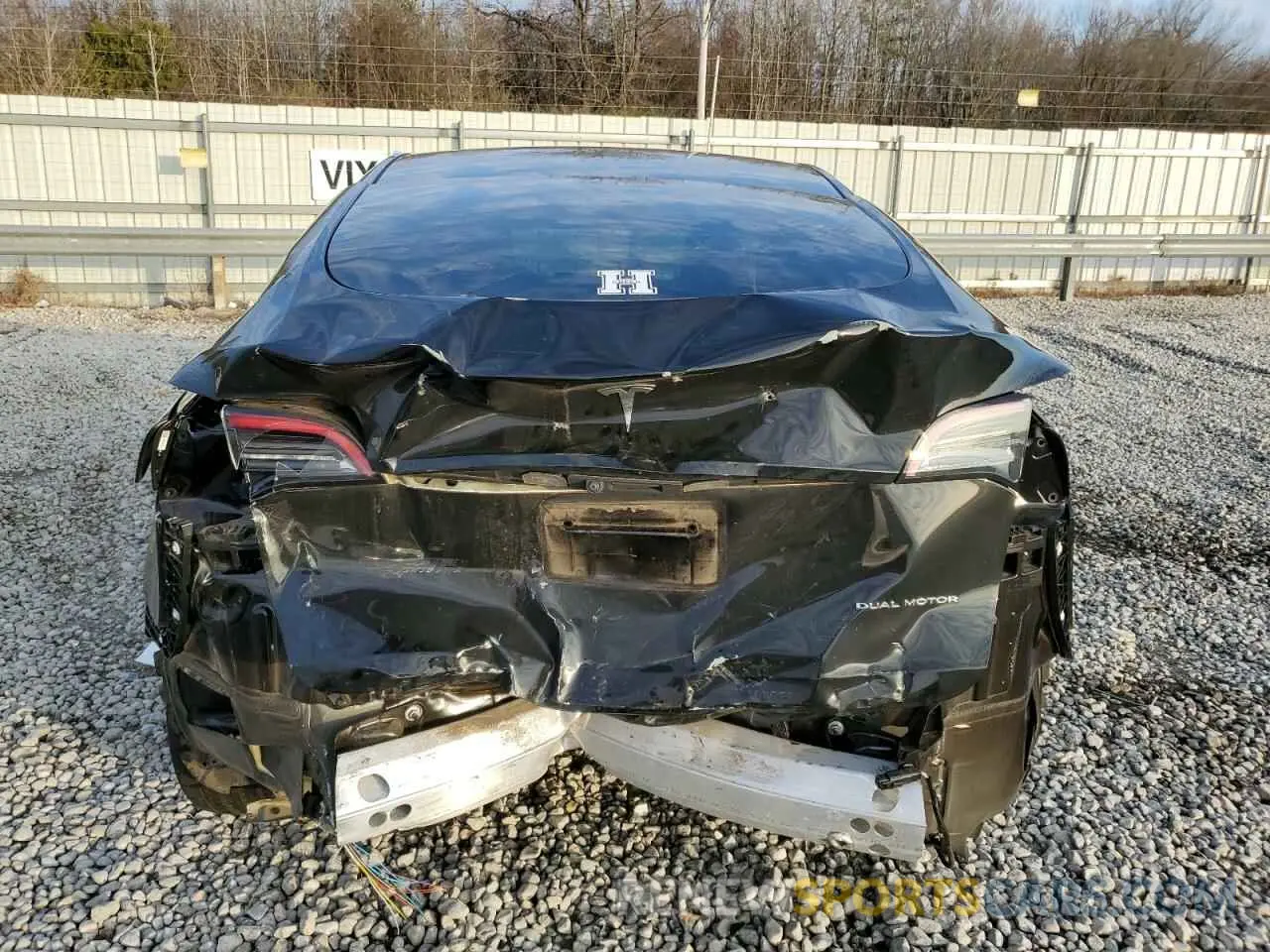 6 fotografías del automóvil dañado 7SAYGDEE1PA057961 TESLA MODEL Y 2023