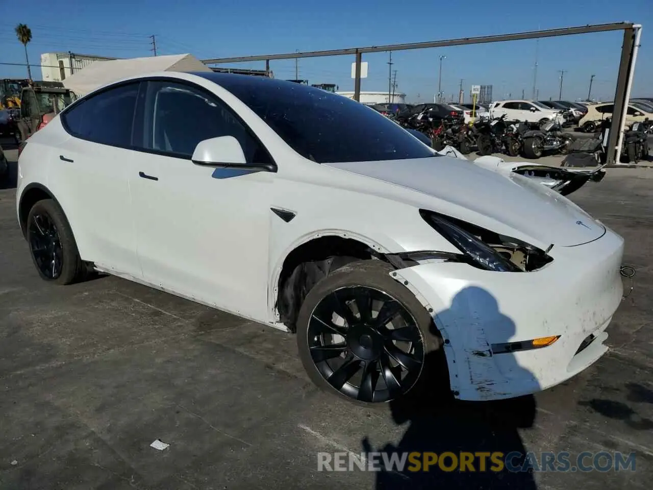 4 fotografías del automóvil dañado 7SAYGDEE1PA070547 TESLA MODEL Y 2023