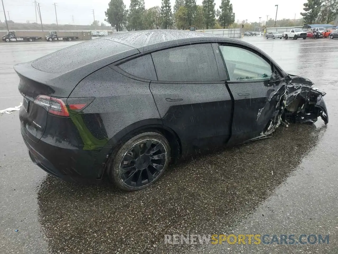 3 fotografías del automóvil dañado 7SAYGDEE1PA074971 TESLA MODEL Y 2023