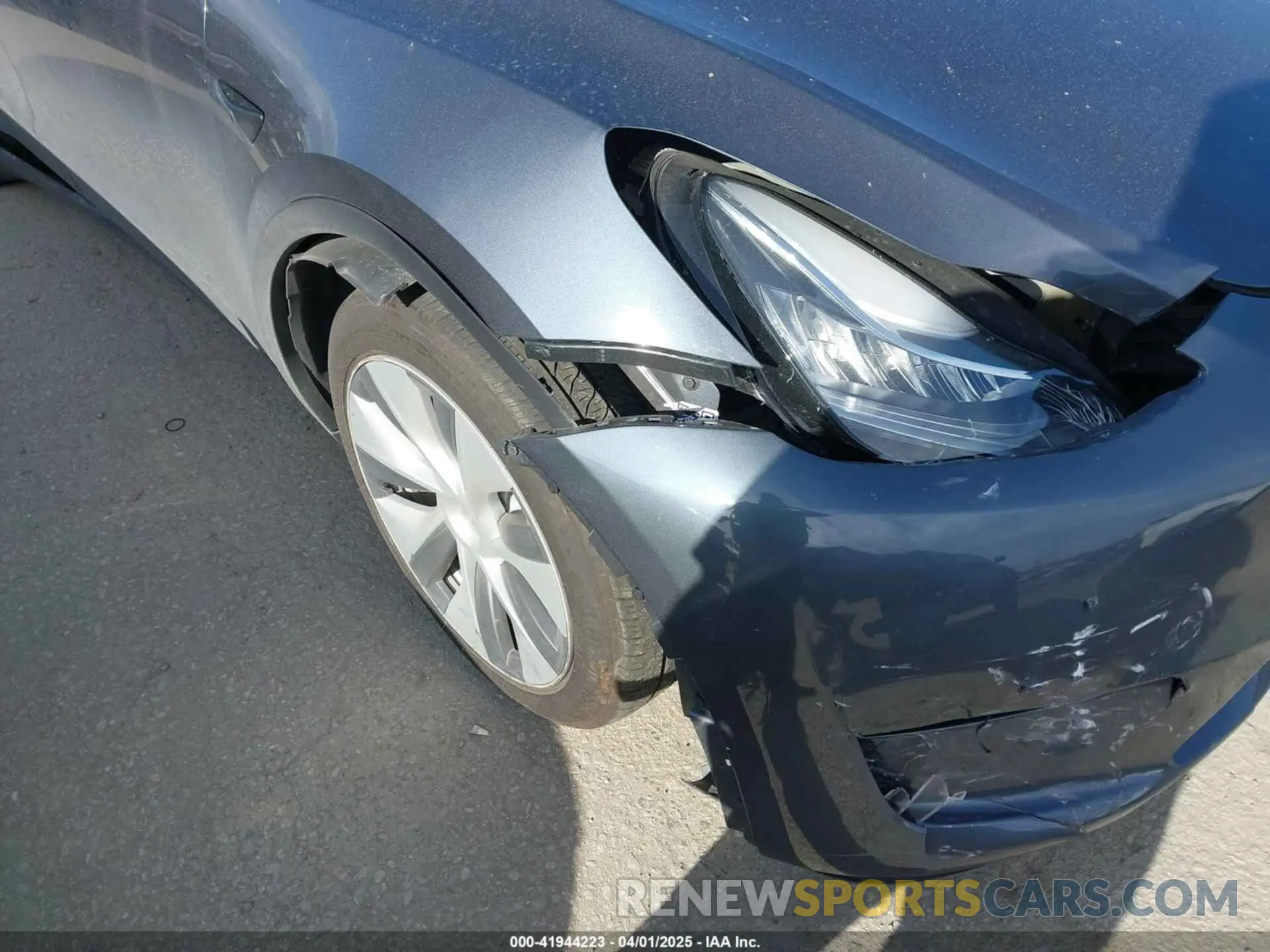 18 fotografías del automóvil dañado 7SAYGDEE1PA086375 TESLA MODEL Y 2023