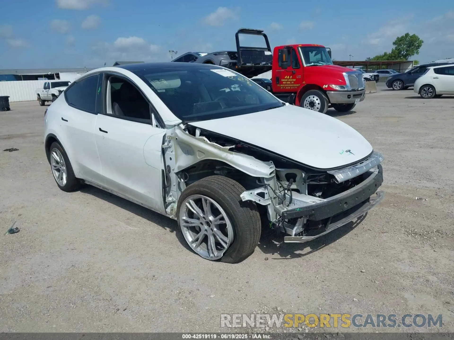 1 fotografías del automóvil dañado 7SAYGDEE1PA117964 TESLA MODEL Y 2023