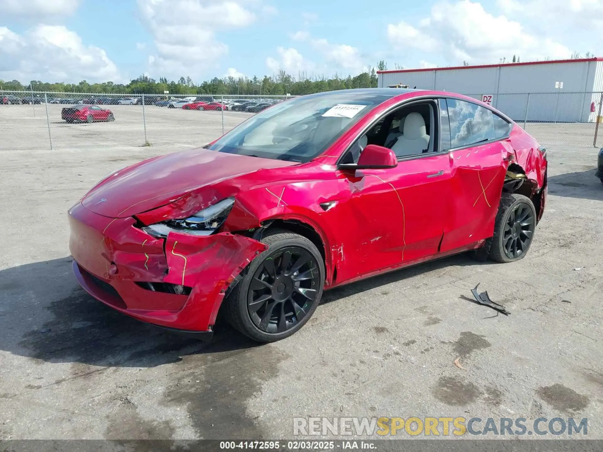 2 fotografías del automóvil dañado 7SAYGDEE1PA154996 TESLA MODEL Y 2023
