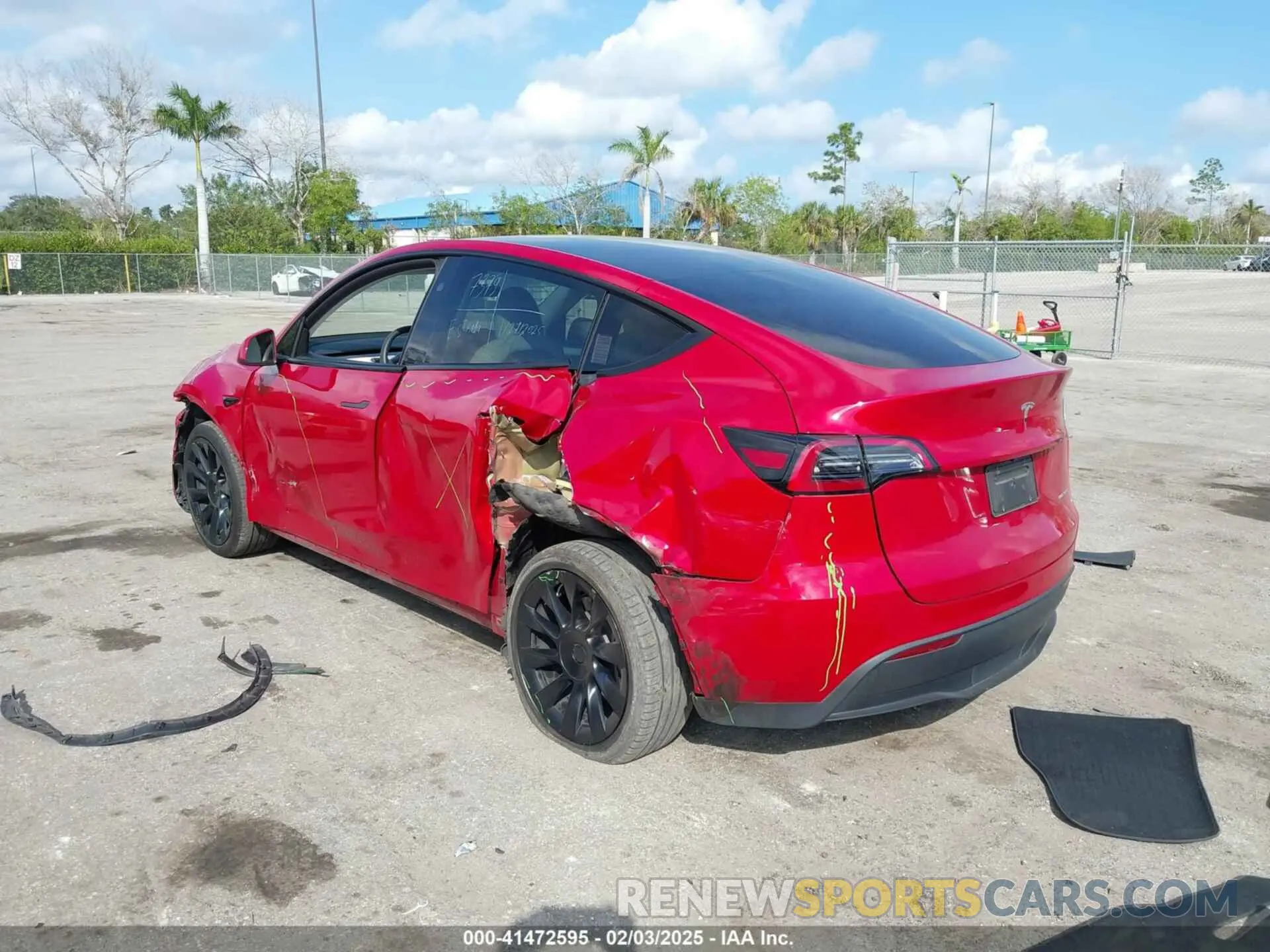 3 fotografías del automóvil dañado 7SAYGDEE1PA154996 TESLA MODEL Y 2023