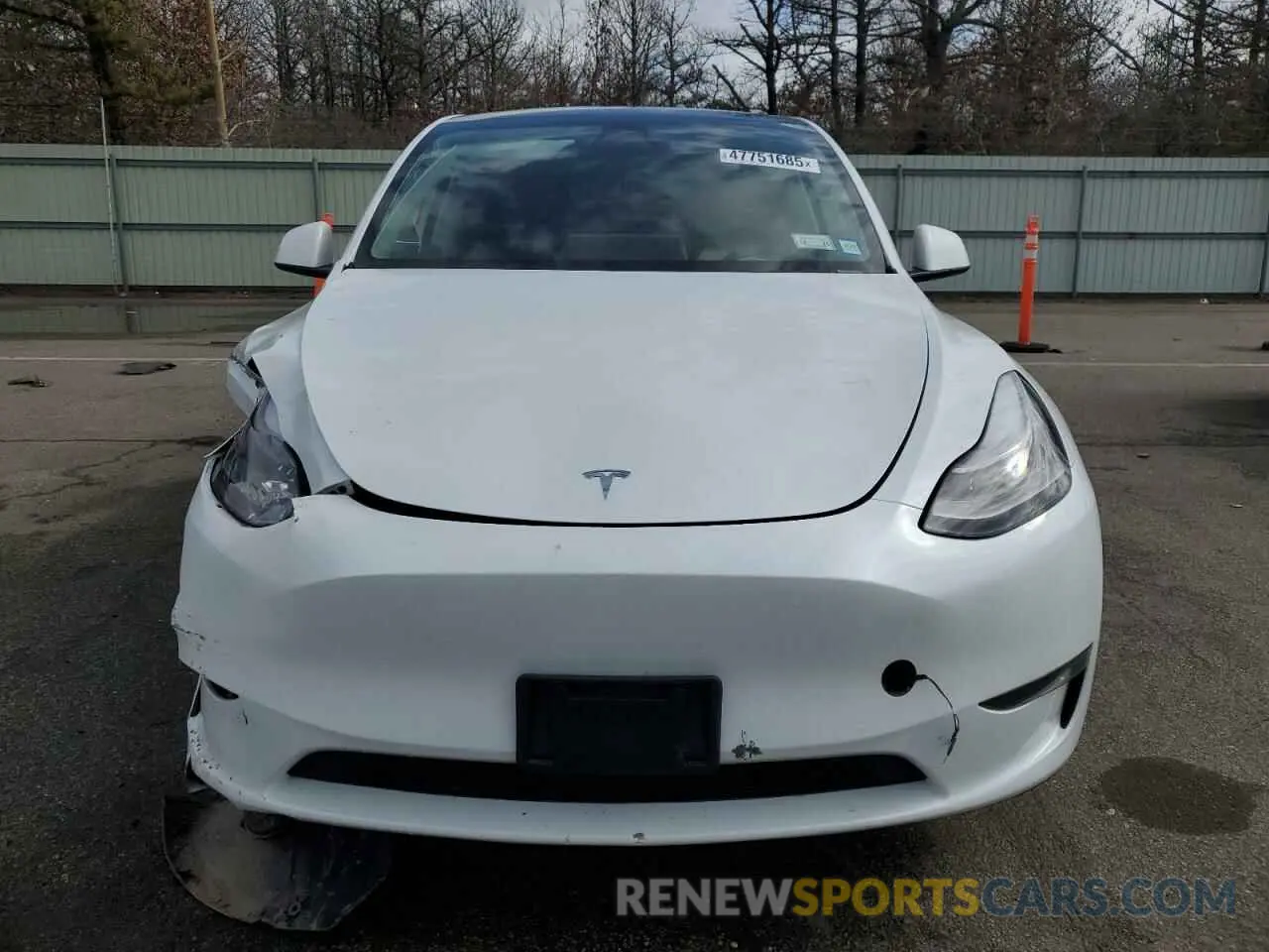 5 fotografías del automóvil dañado 7SAYGDEE1PA189585 TESLA MODEL Y 2023