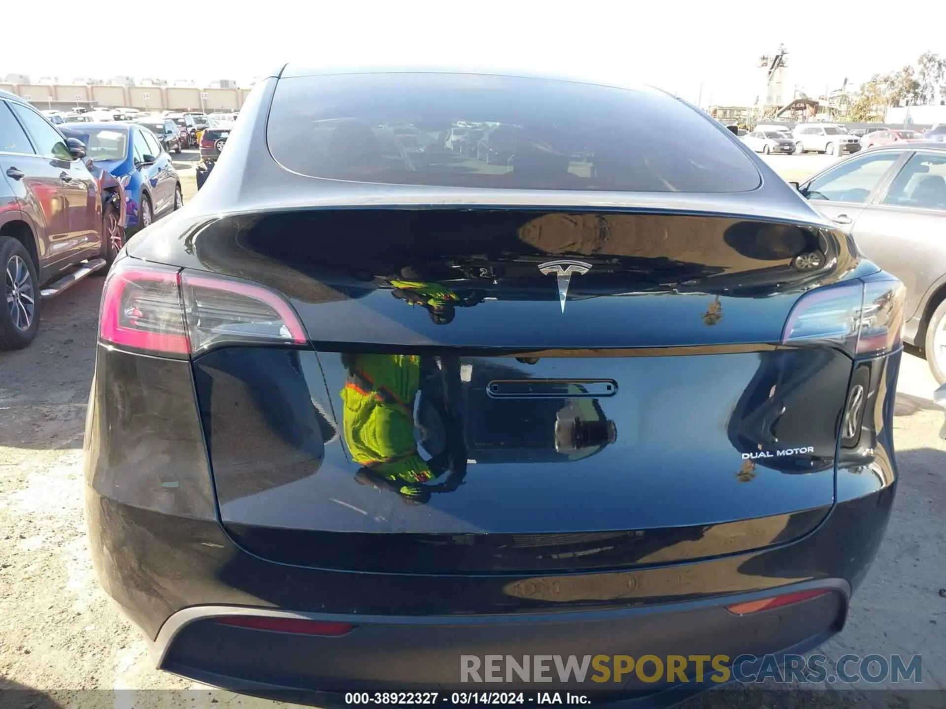 16 fotografías del automóvil dañado 7SAYGDEE1PA200357 TESLA MODEL Y 2023