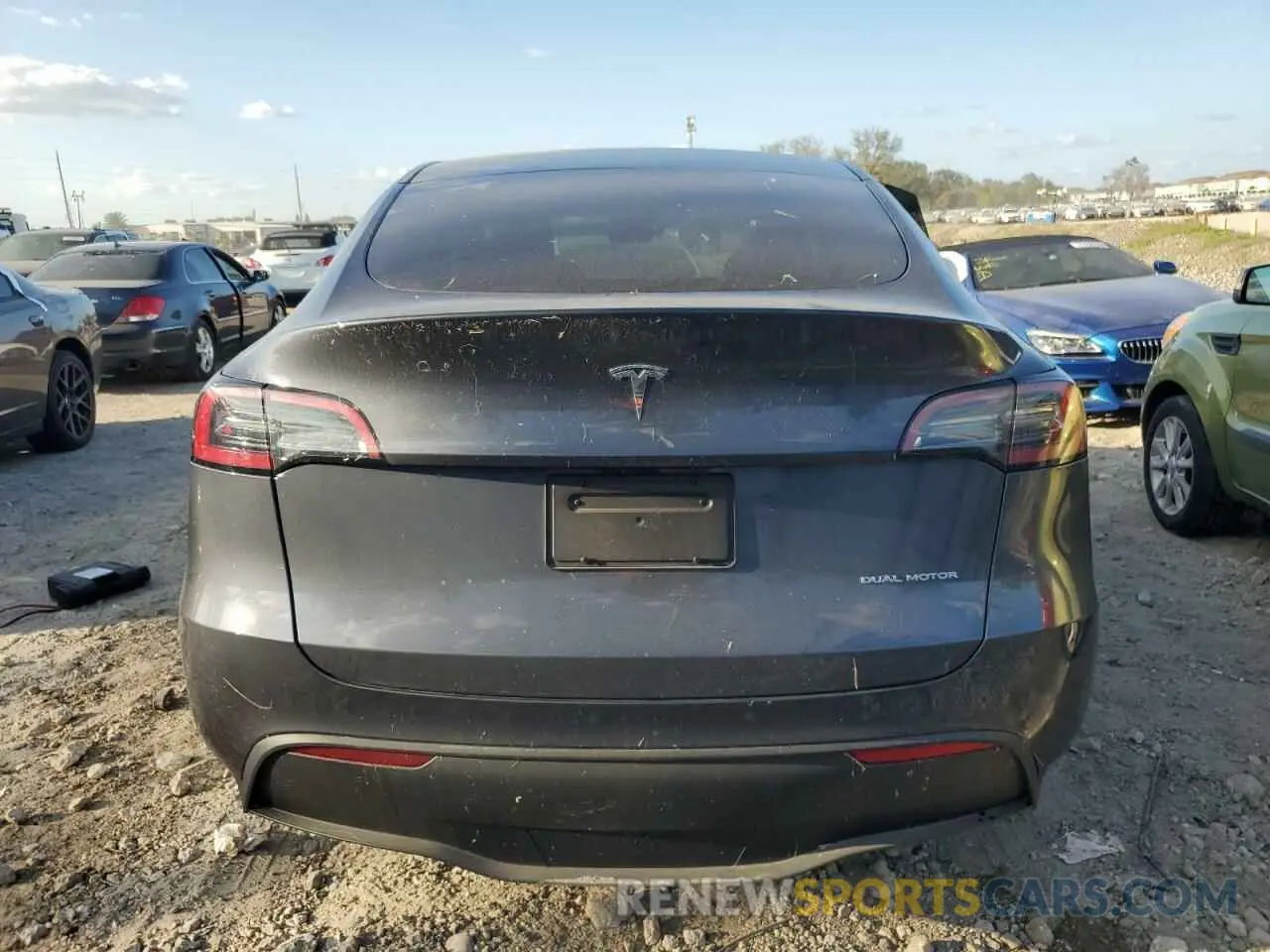 6 fotografías del automóvil dañado 7SAYGDEE1PA211410 TESLA MODEL Y 2023