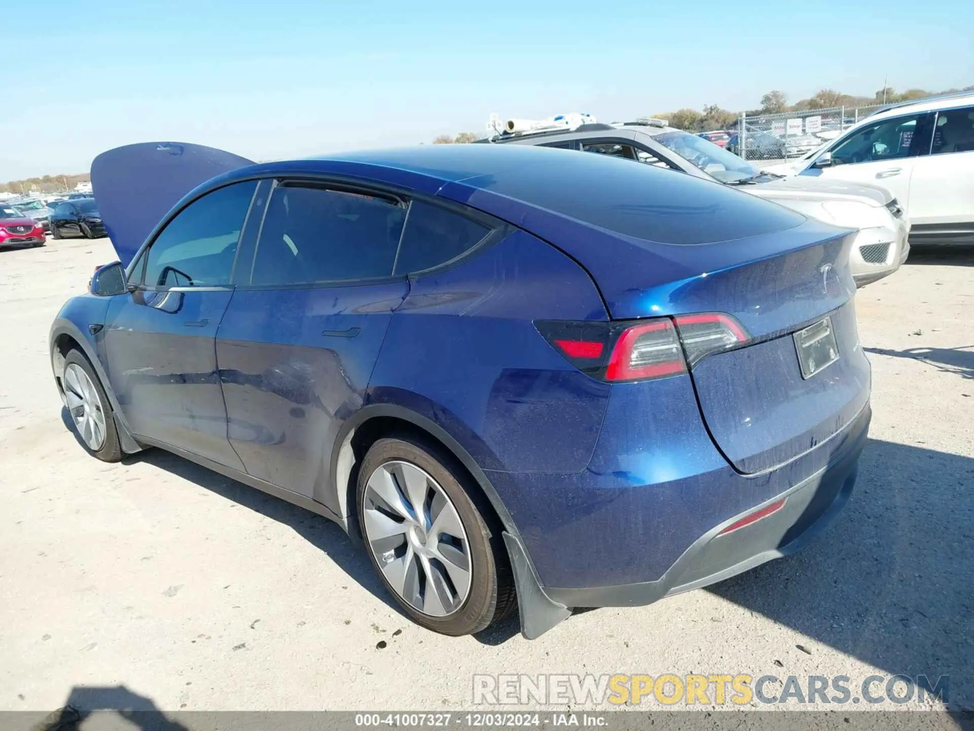 3 fotografías del automóvil dañado 7SAYGDEE1PF635916 TESLA MODEL Y 2023