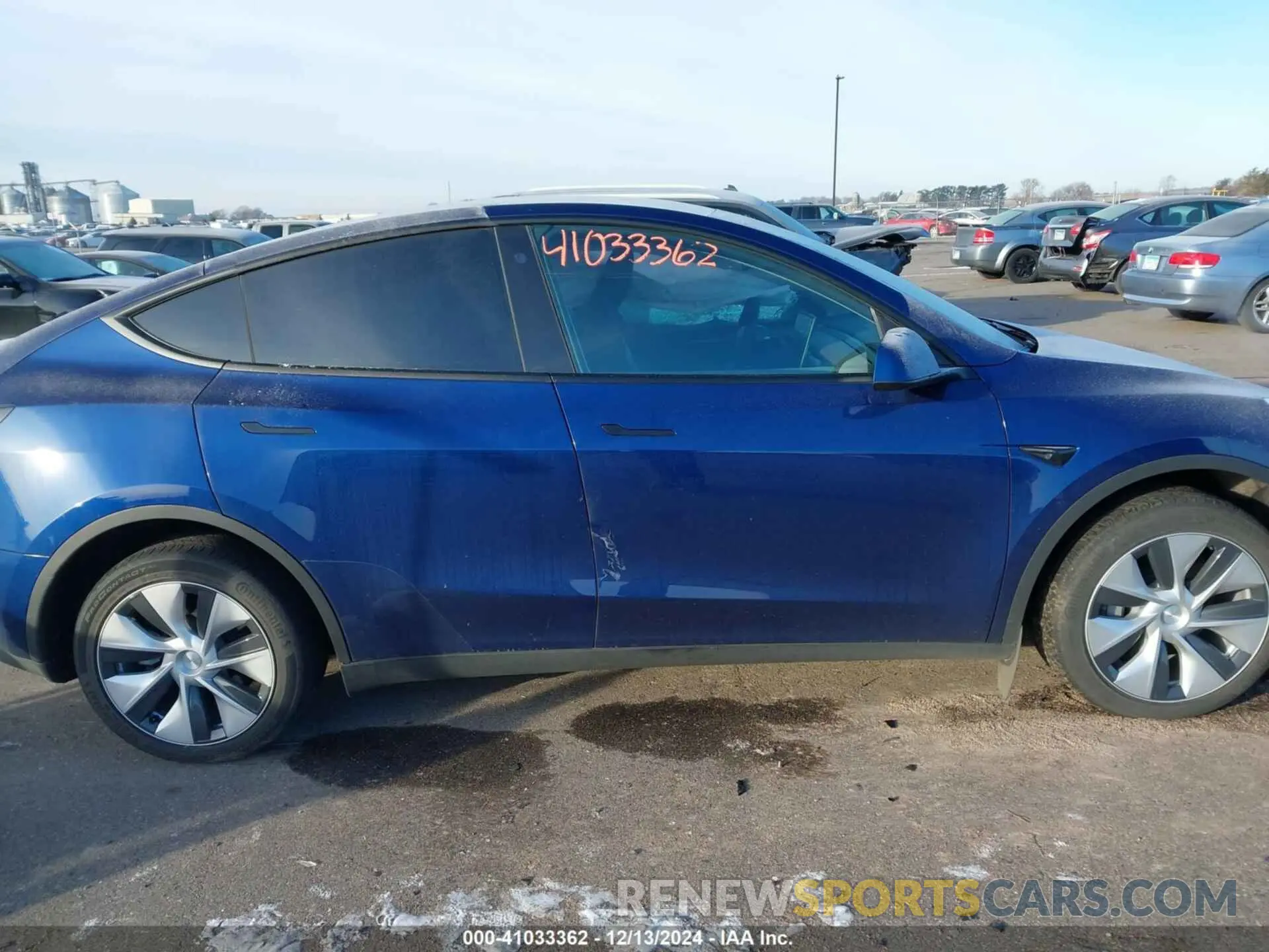 13 fotografías del automóvil dañado 7SAYGDEE1PF708511 TESLA MODEL Y 2023
