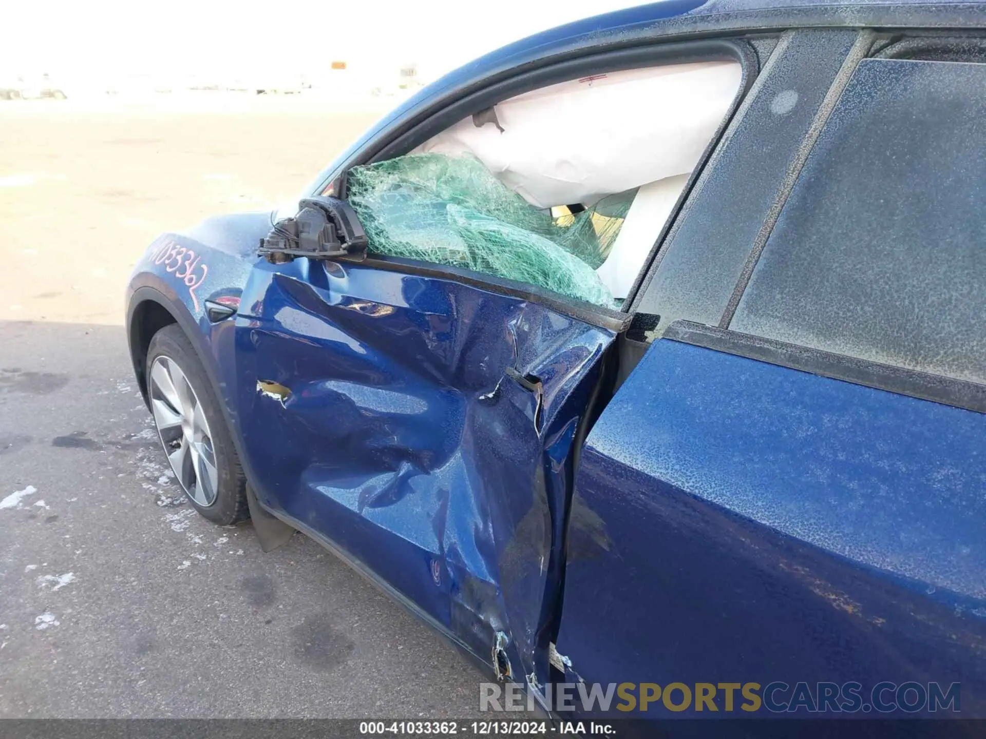 19 fotografías del automóvil dañado 7SAYGDEE1PF708511 TESLA MODEL Y 2023