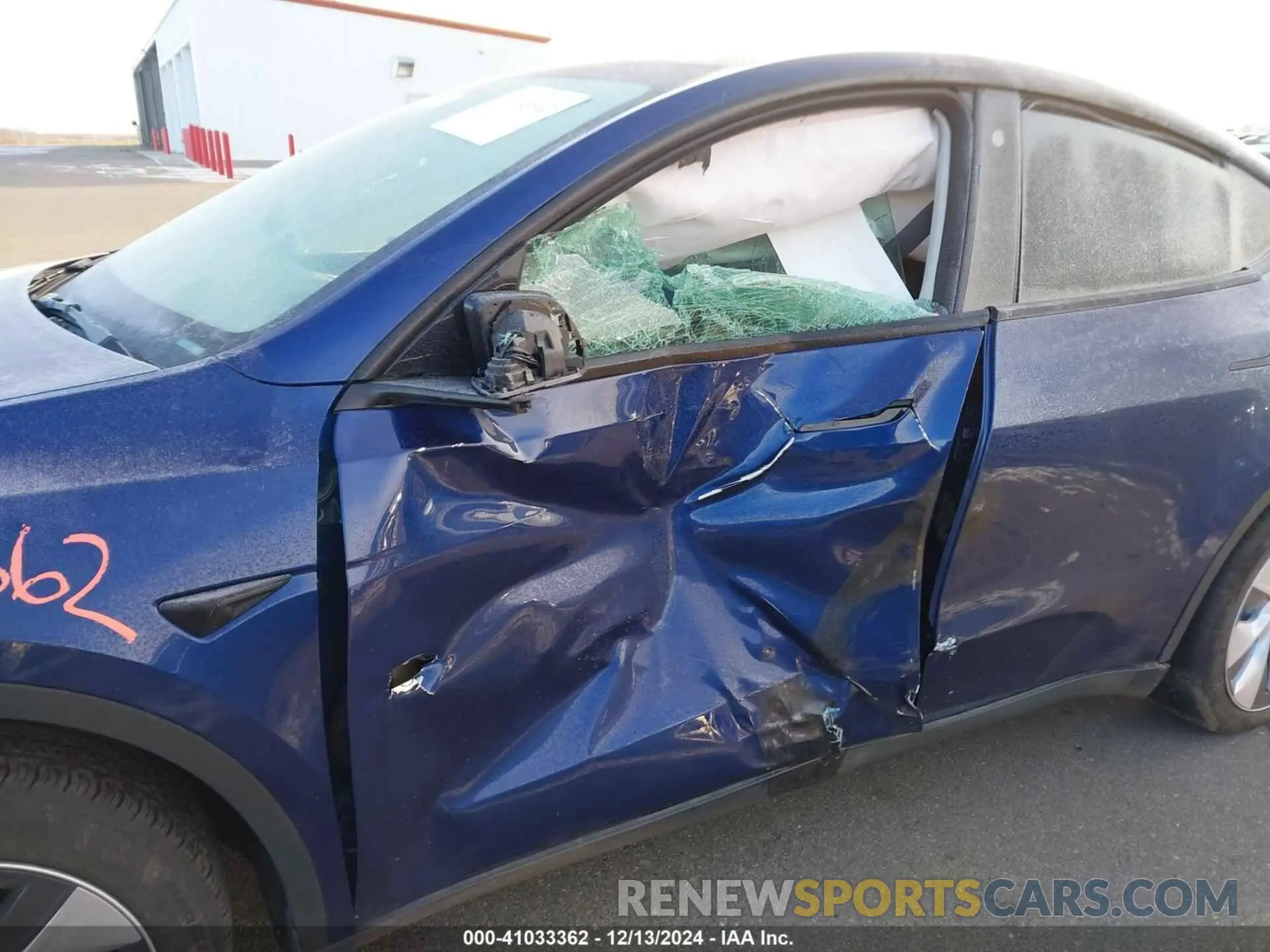 6 fotografías del automóvil dañado 7SAYGDEE1PF708511 TESLA MODEL Y 2023