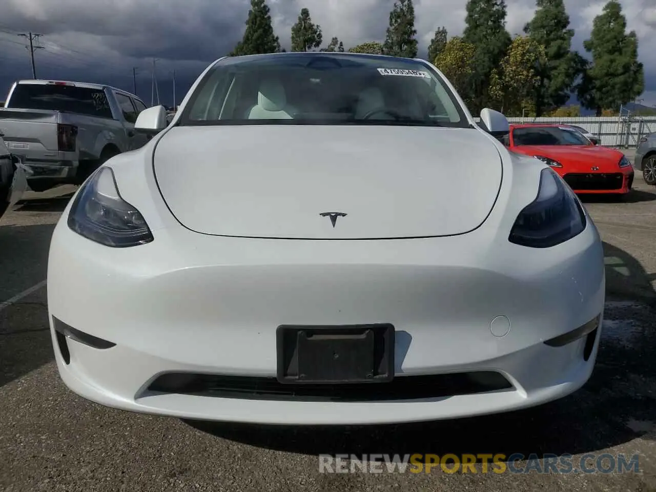 5 fotografías del automóvil dañado 7SAYGDEE1PF800458 TESLA MODEL Y 2023