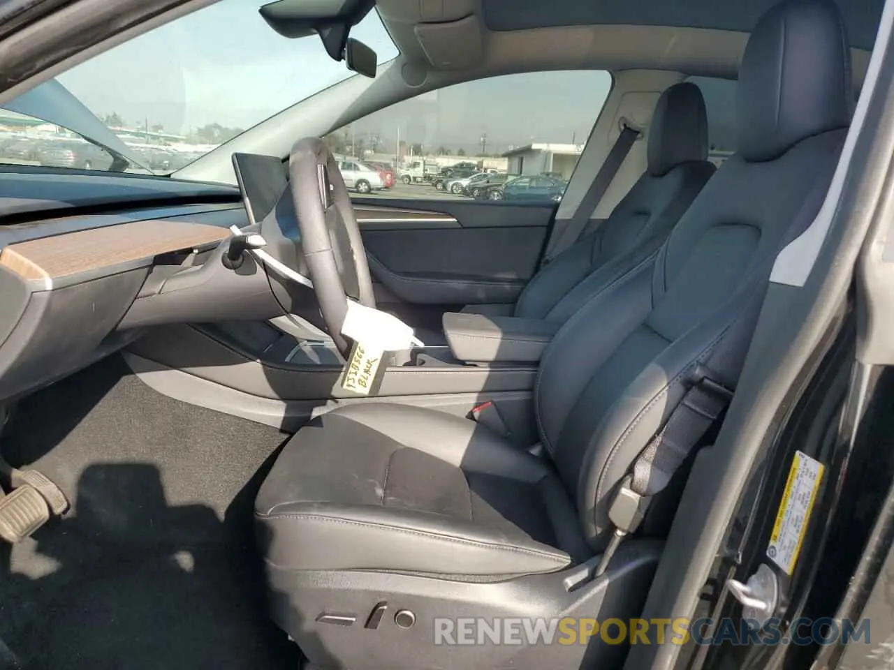7 fotografías del automóvil dañado 7SAYGDEE1PF881834 TESLA MODEL Y 2023