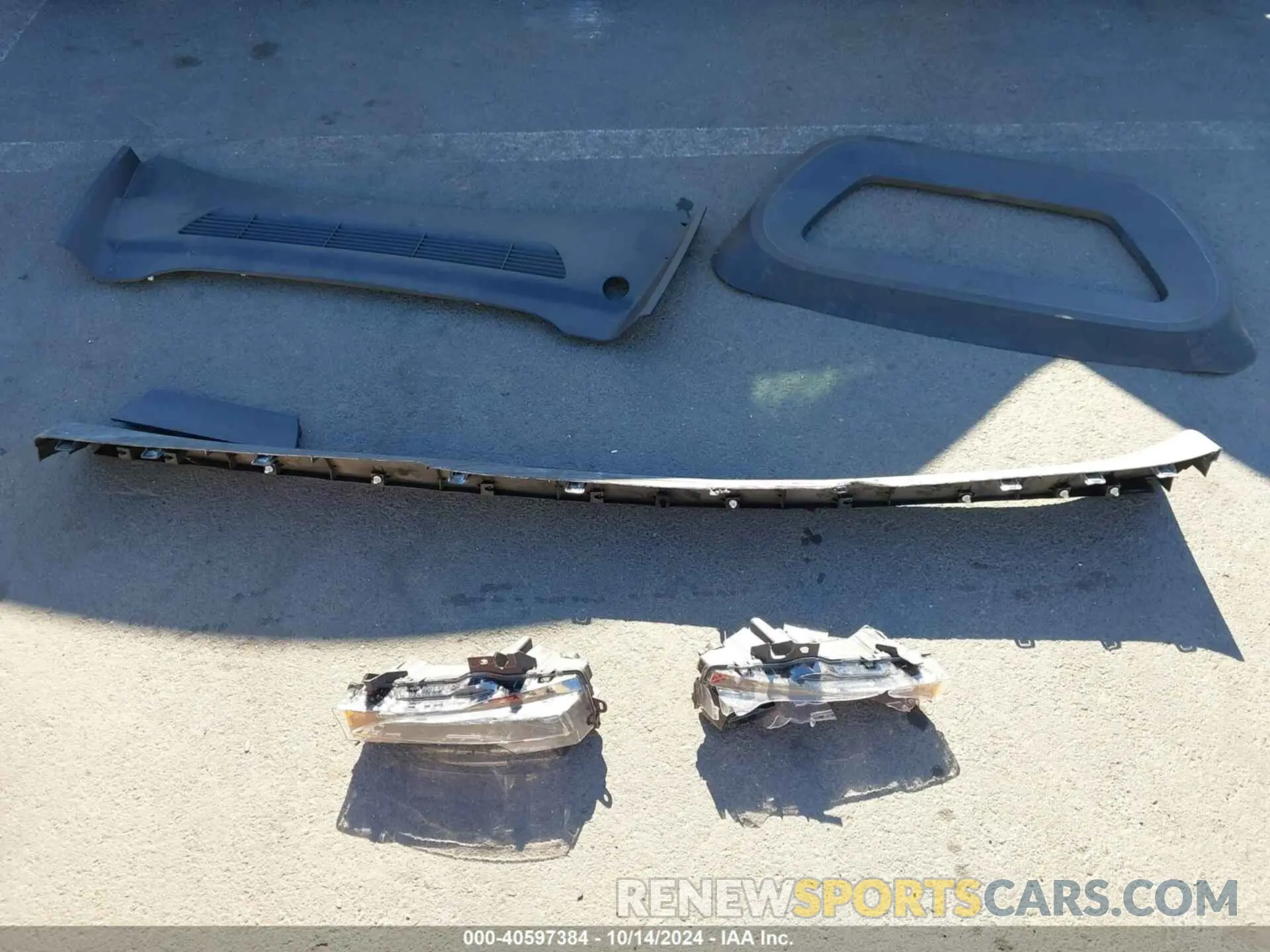 11 fotografías del automóvil dañado 7SAYGDEE1PF920924 TESLA MODEL Y 2023