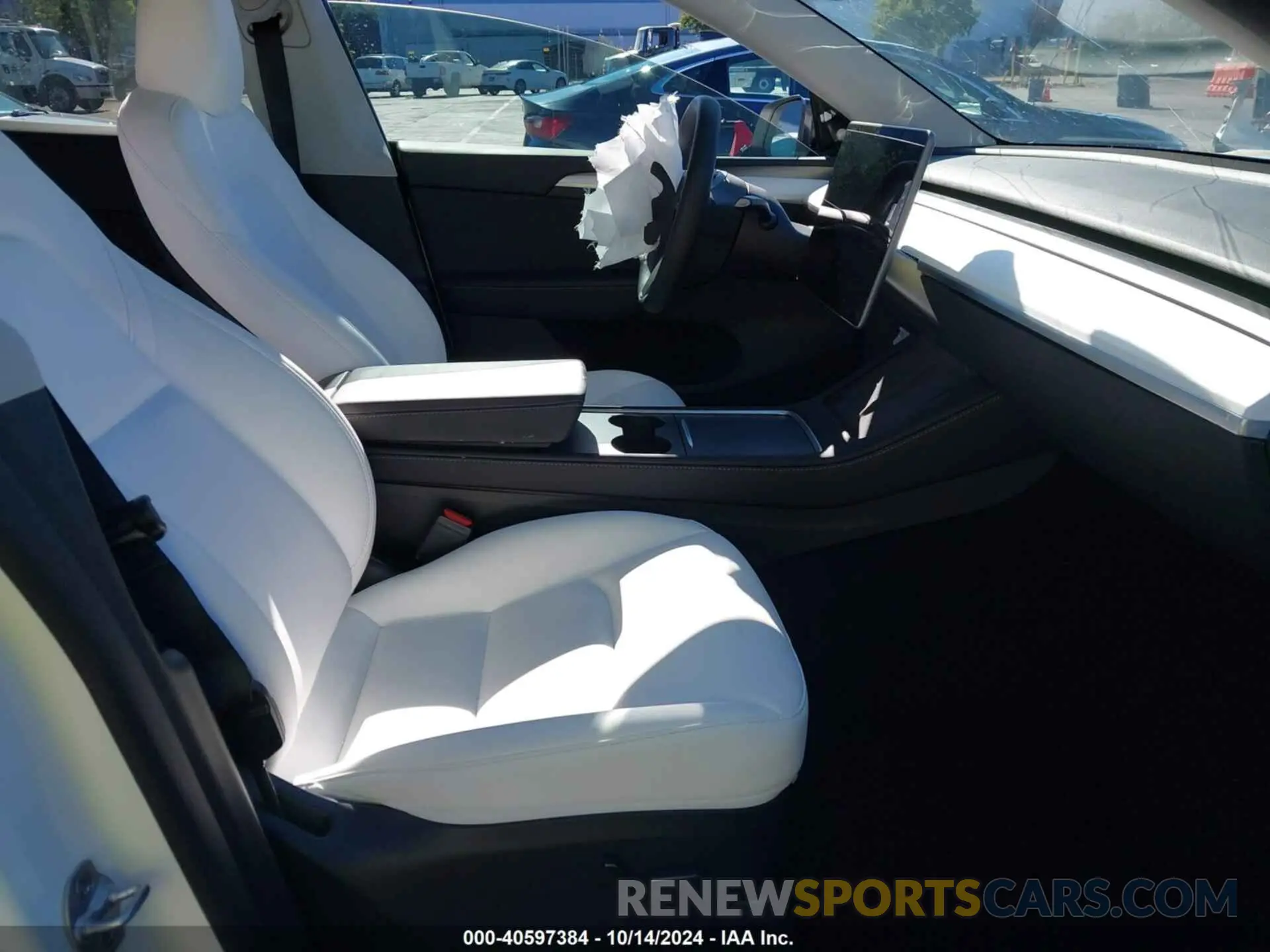 5 fotografías del automóvil dañado 7SAYGDEE1PF920924 TESLA MODEL Y 2023