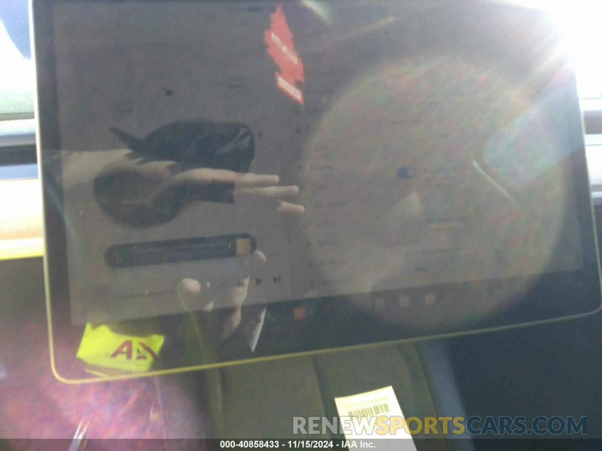 7 fotografías del automóvil dañado 7SAYGDEE1PF921037 TESLA MODEL Y 2023