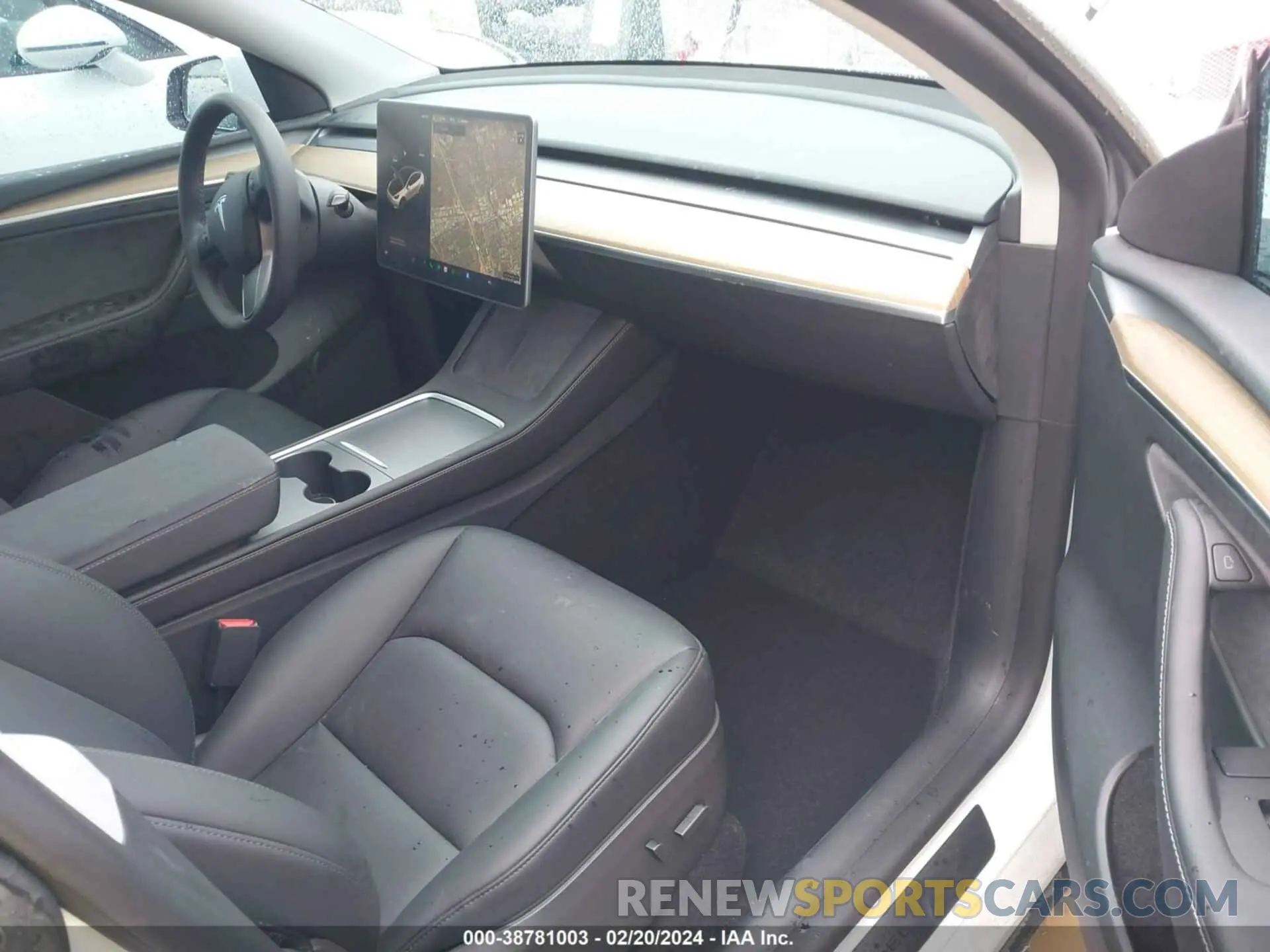 5 fotografías del automóvil dañado 7SAYGDEE2PA023463 TESLA MODEL Y 2023