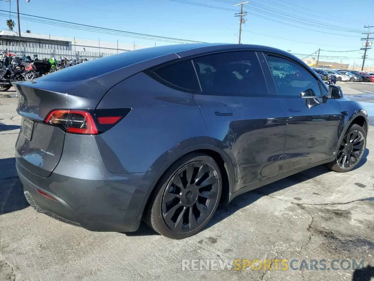 3 fotografías del automóvil dañado 7SAYGDEE2PA047794 TESLA MODEL Y 2023