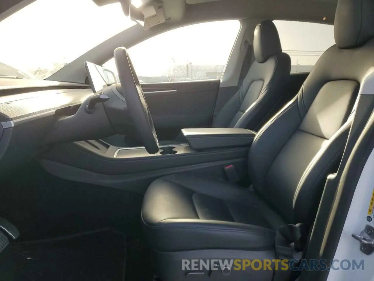 7 fotografías del automóvil dañado 7SAYGDEE2PA063039 TESLA MODEL Y 2023