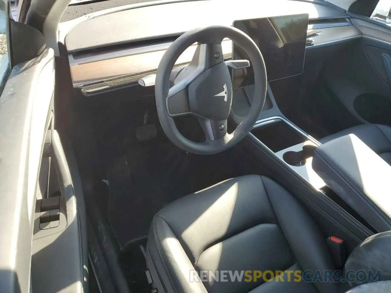 8 fotografías del automóvil dañado 7SAYGDEE2PA121358 TESLA MODEL Y 2023