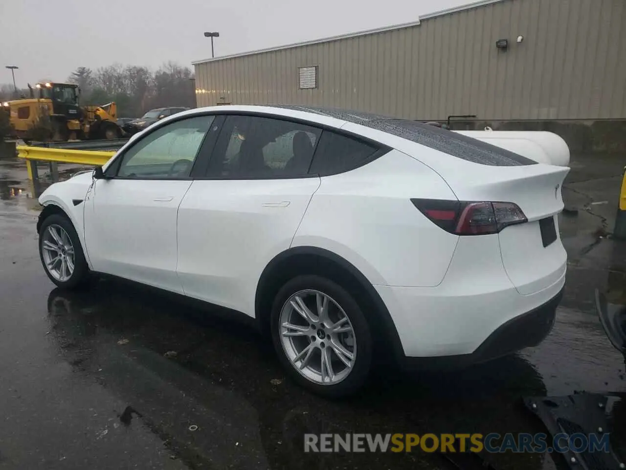 2 fotografías del automóvil dañado 7SAYGDEE2PA129976 TESLA MODEL Y 2023