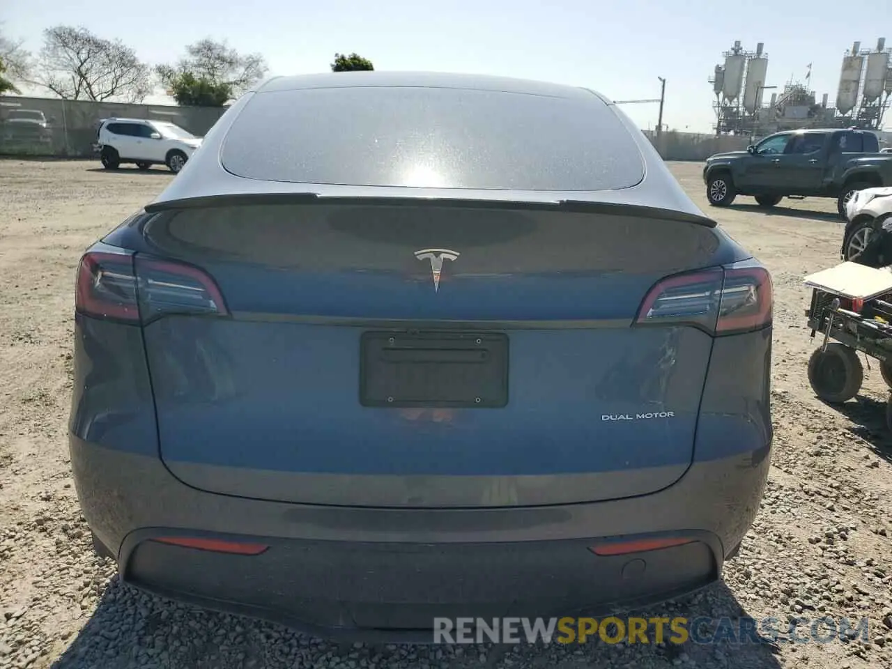 6 fotografías del automóvil dañado 7SAYGDEE2PA164405 TESLA MODEL Y 2023