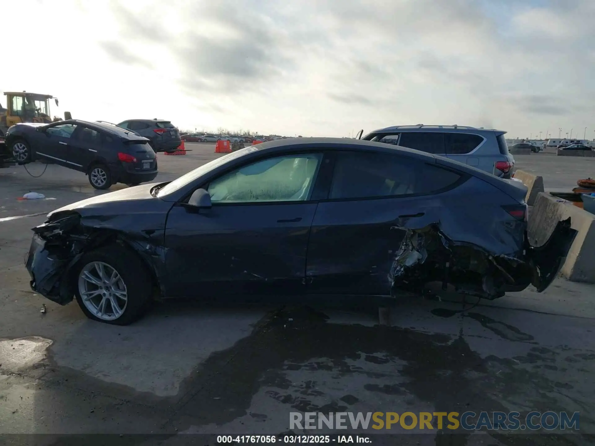 14 fotografías del automóvil dañado 7SAYGDEE2PF609969 TESLA MODEL Y 2023