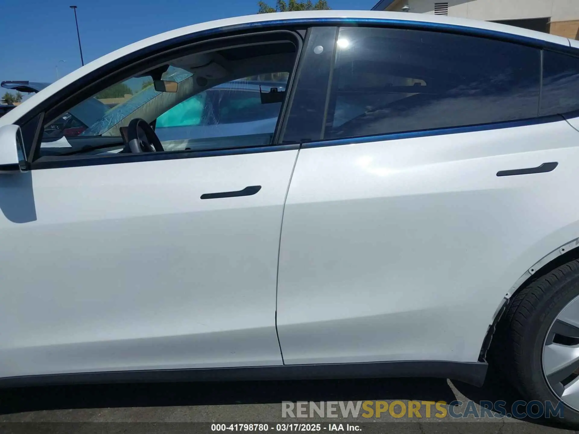 14 fotografías del automóvil dañado 7SAYGDEE2PF632121 TESLA MODEL Y 2023